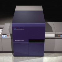 1920 accuriojetkm 1eproductphoto center 02a 2