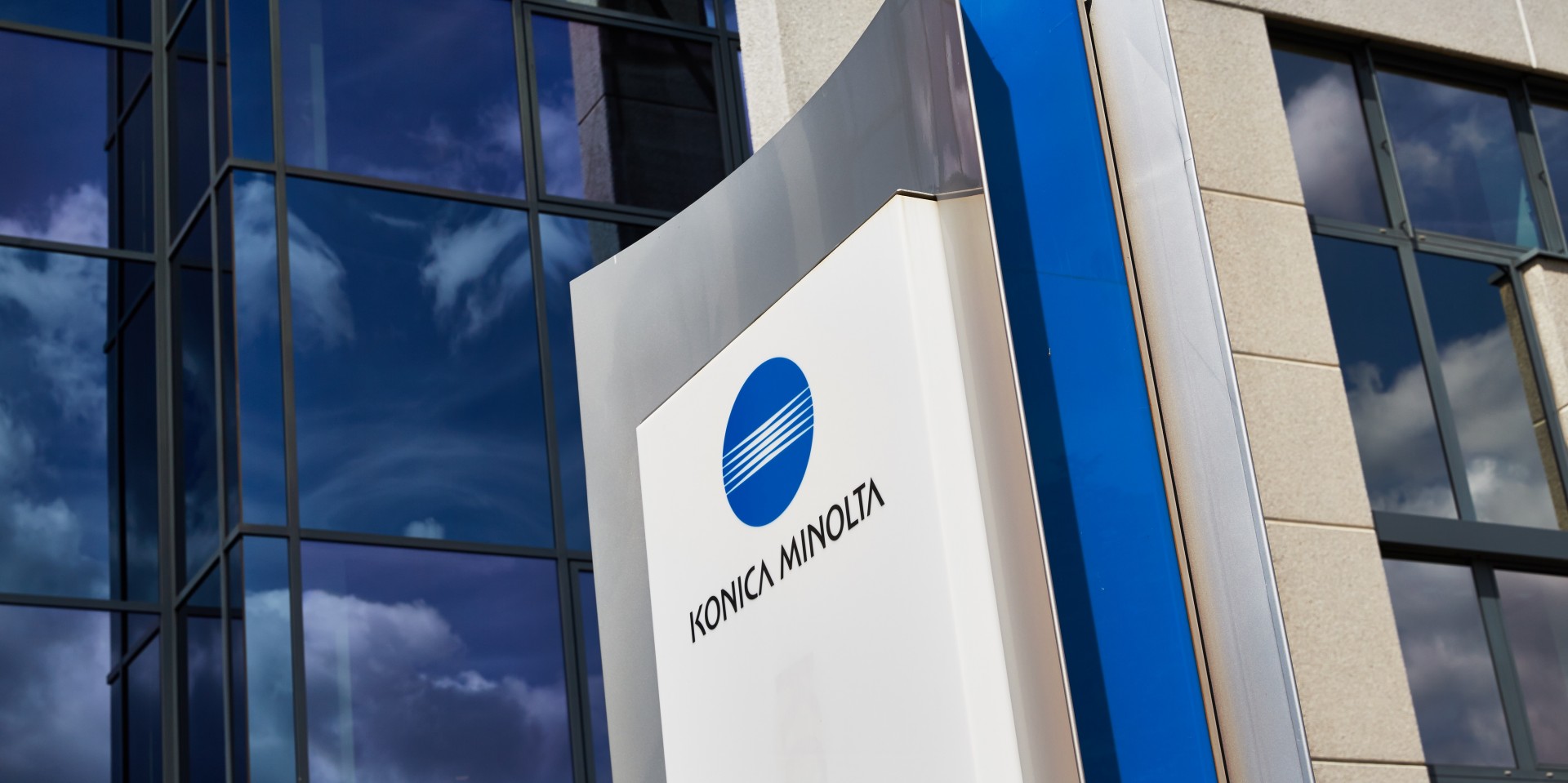 km c1920 konicaminoltabuildinglangenhagen20140623 1034